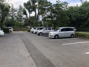 公園の駐車場