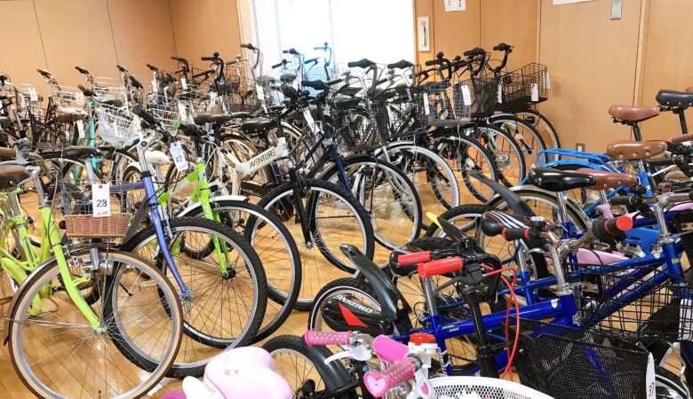 成田リサイクルプラザは自転車や家具の宝庫
