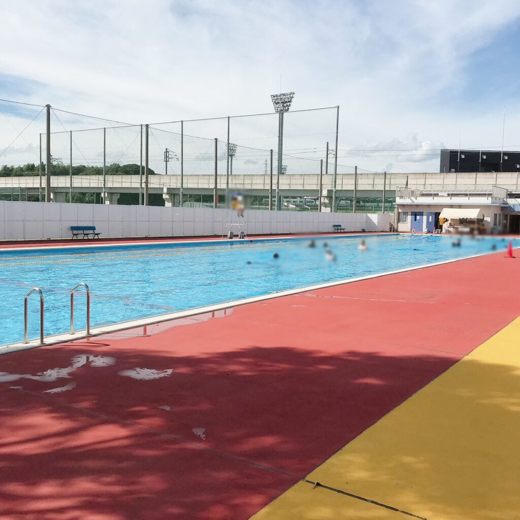 大谷津運動公園プールの競泳用プール