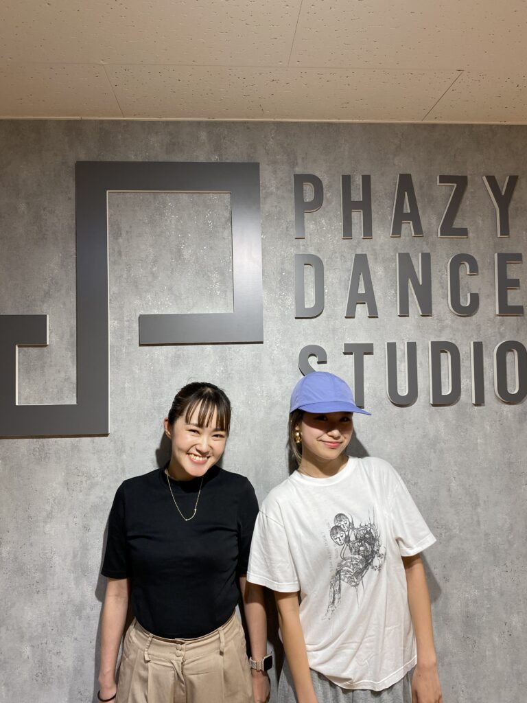 ダンスのインストラクター