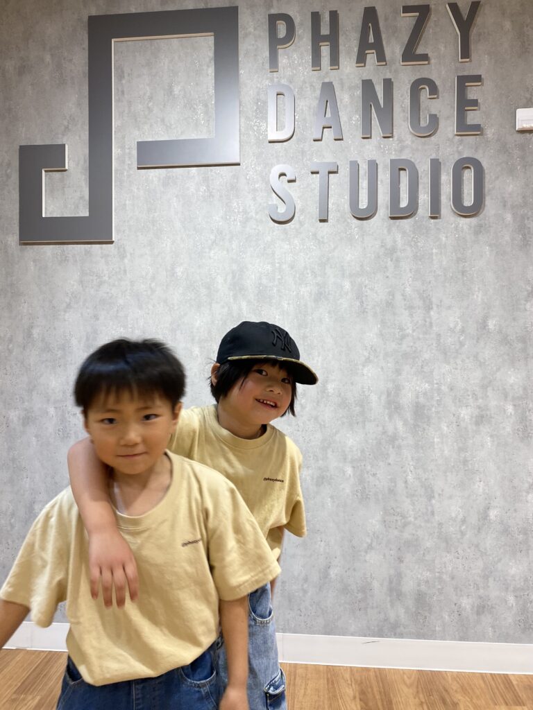 ダンスをしている男の子