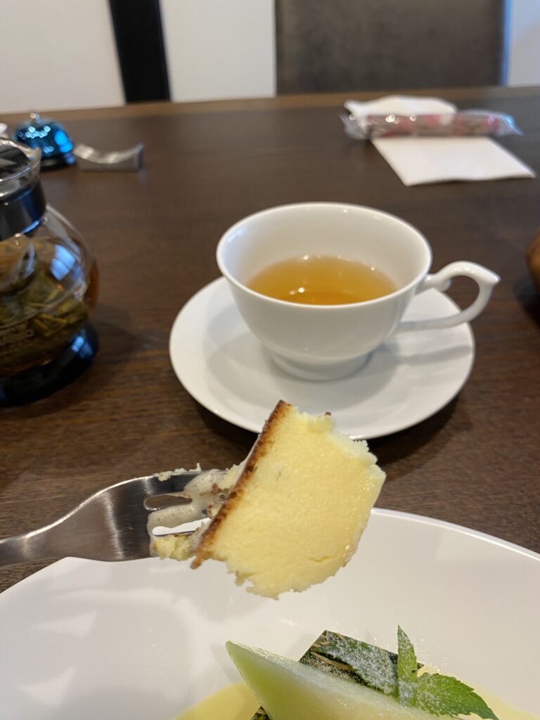バスクチーズケーキ