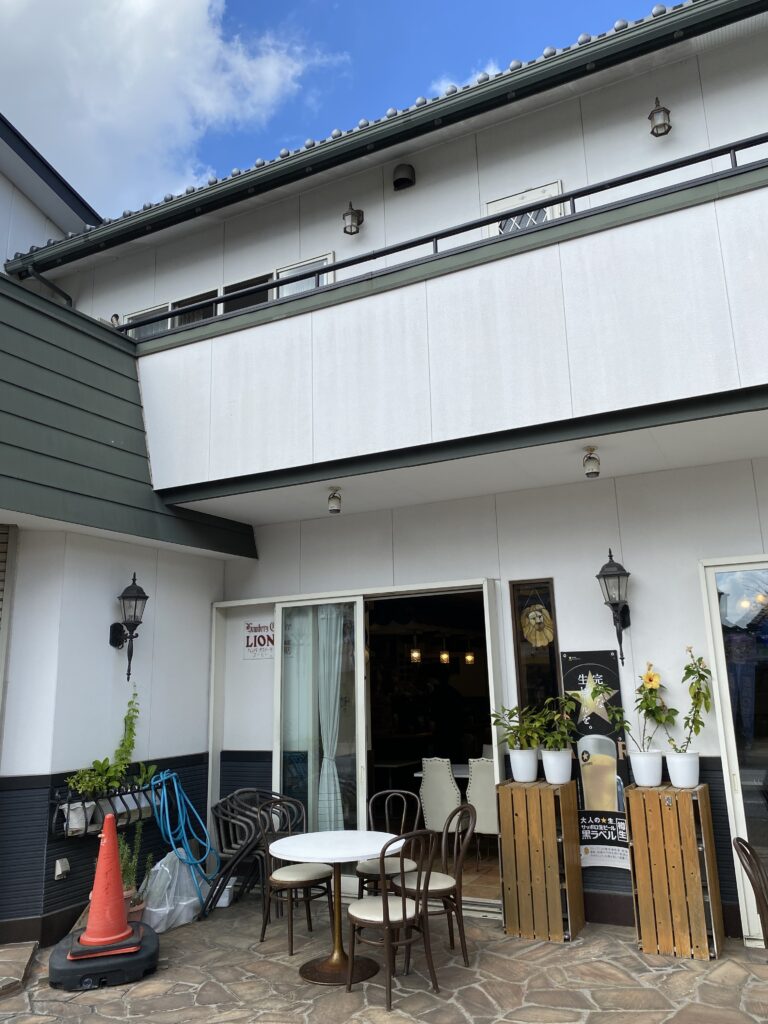 レストランの外観