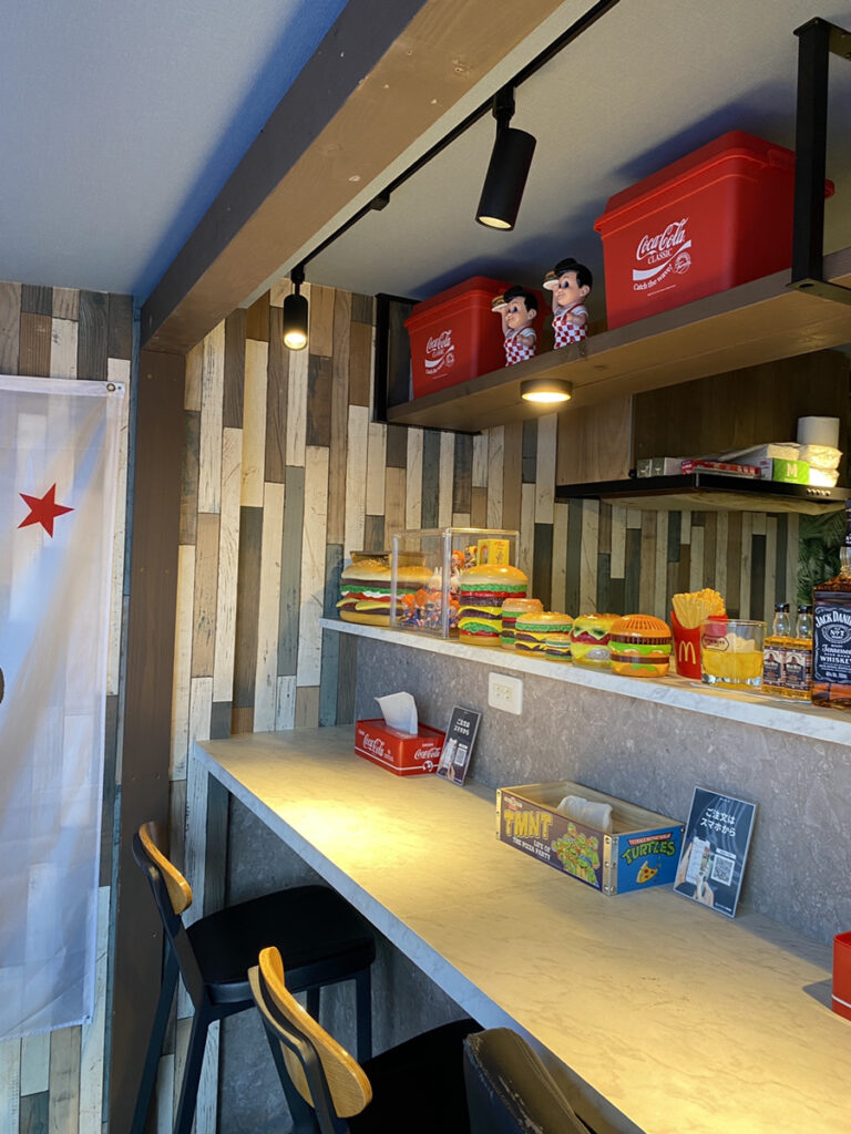 BURGER138の店内