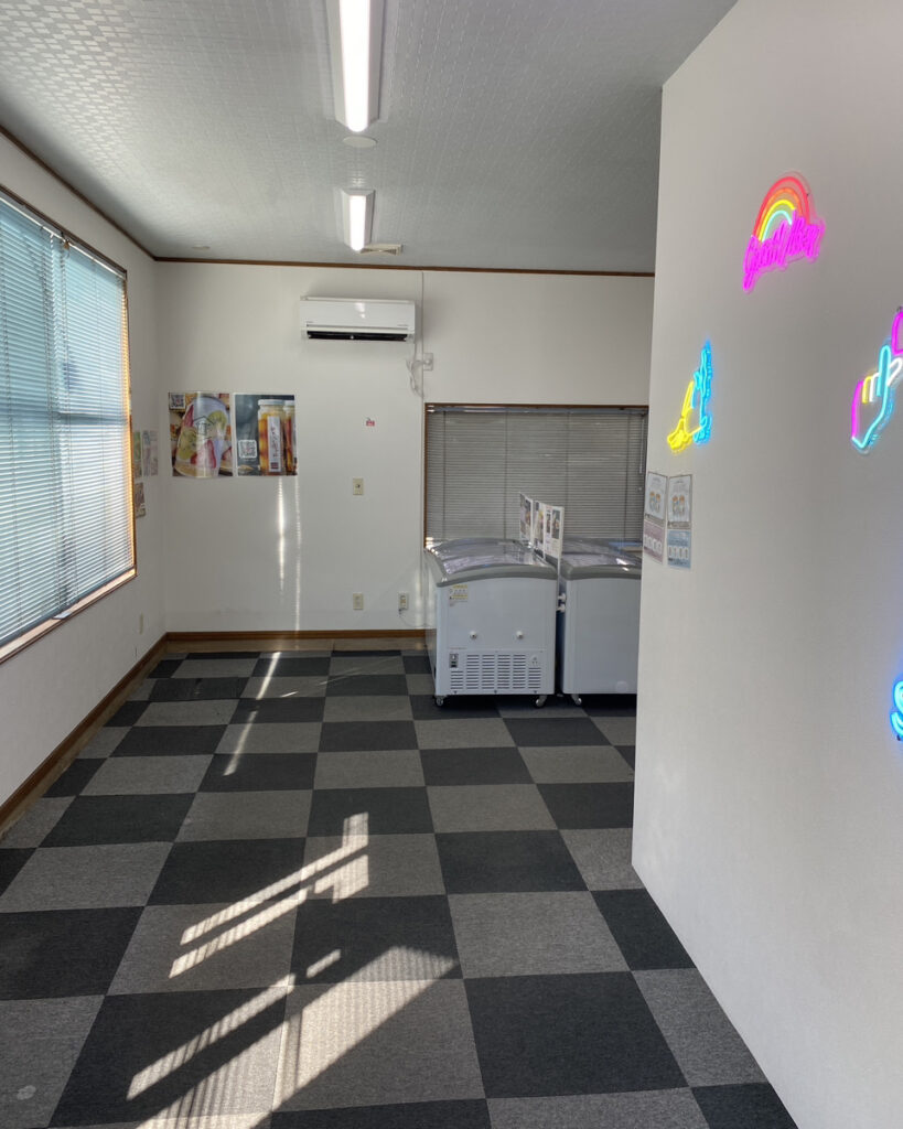 24Sweets Shop 成田店の店内