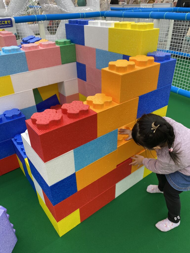 ブロック遊び
