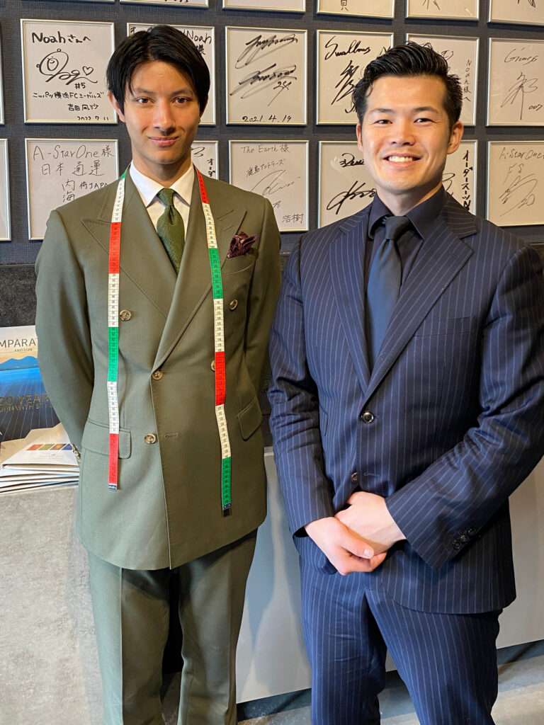 今回対応してくださったスタッフの坂下さんとノアさん