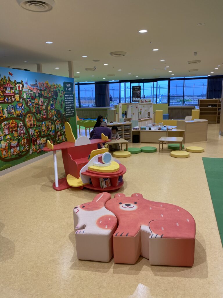 キンダープラッツの室内