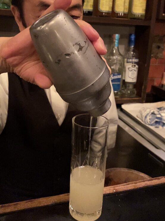 カクテルバー東洋のジントニック