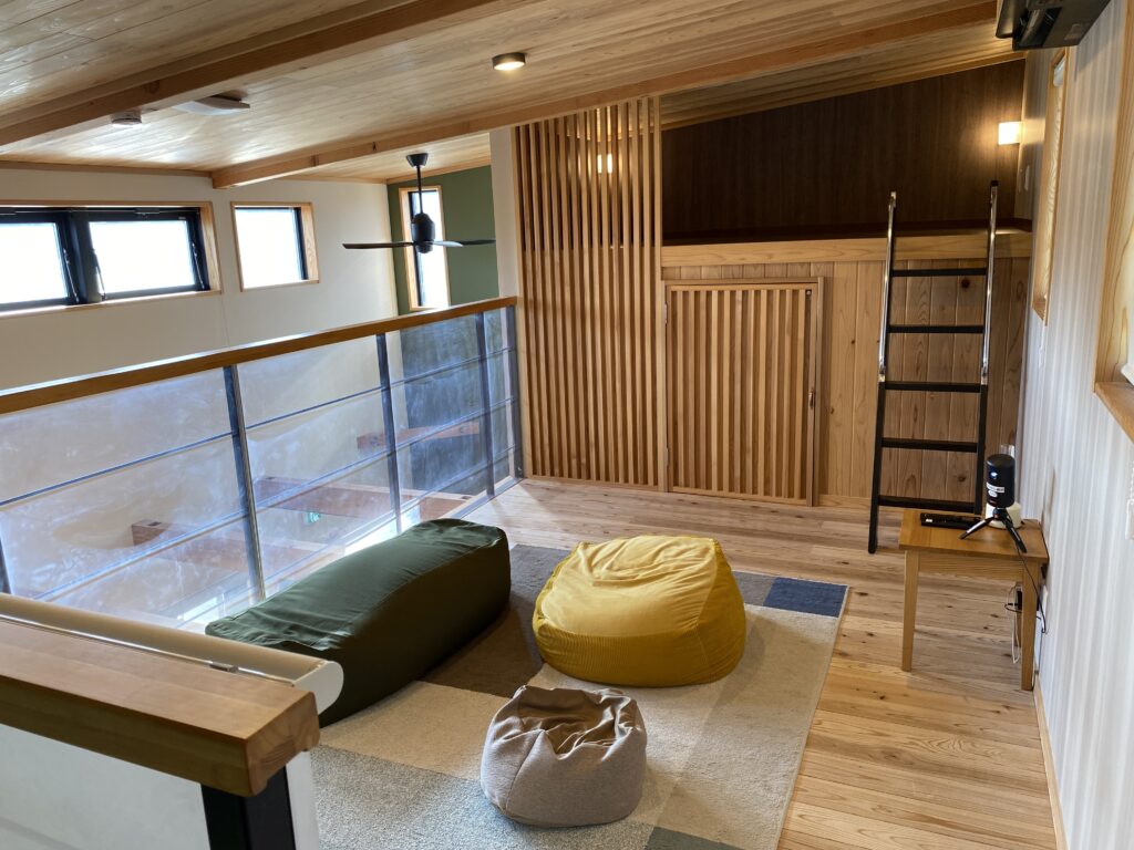 HABITAの2階