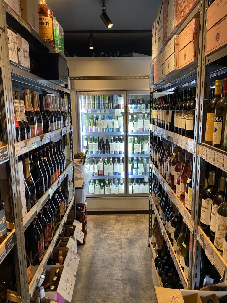 お酒が並んでいる