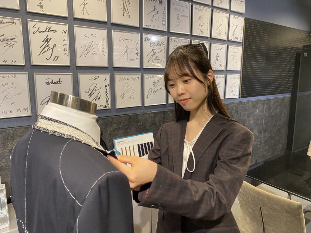 女性