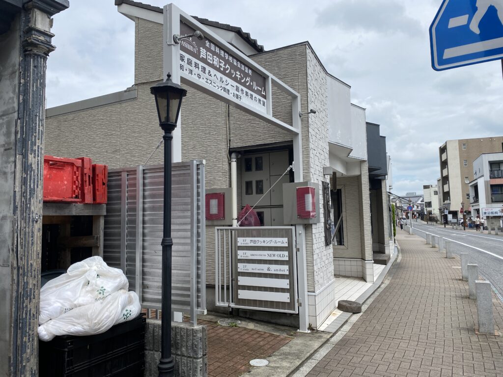 テナントの建物の入口