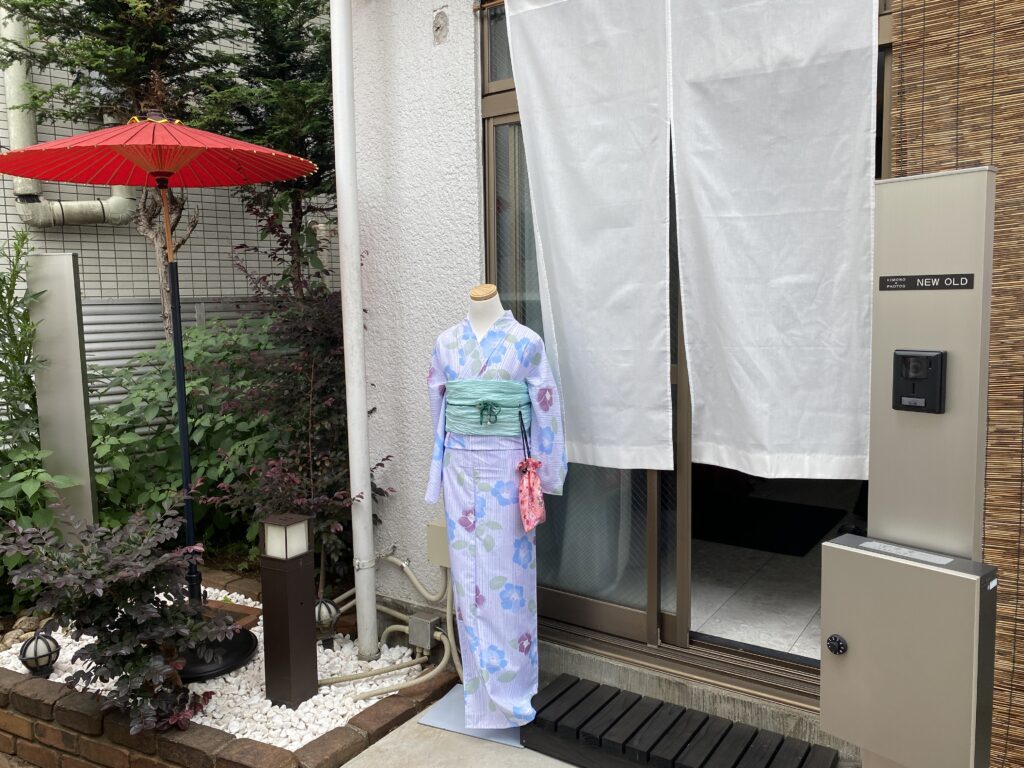 NEW OLDの外観