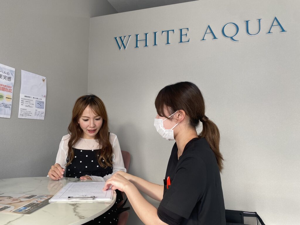 WHITE AQUA 成田店