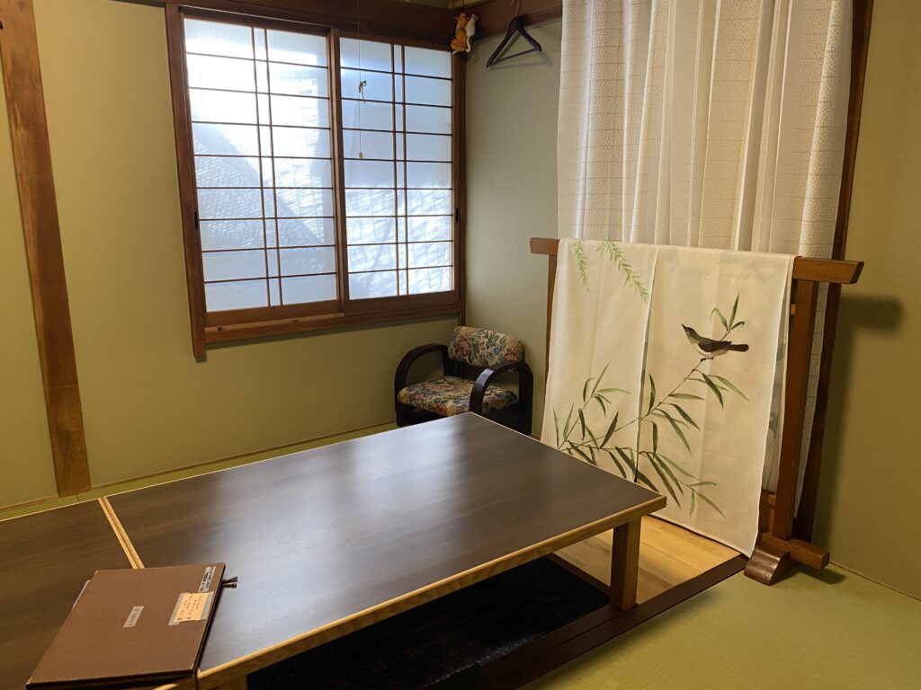 季節板前料理 なごみの店内