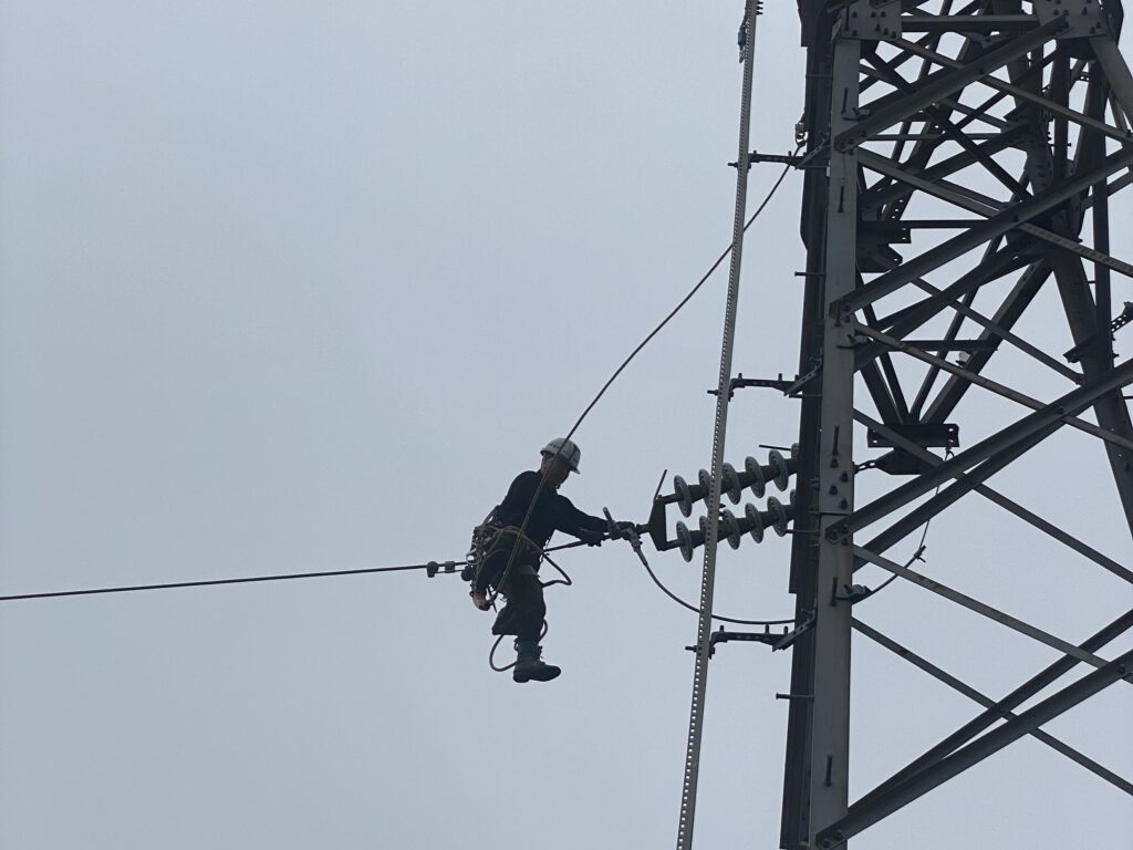 電設現場の仕事