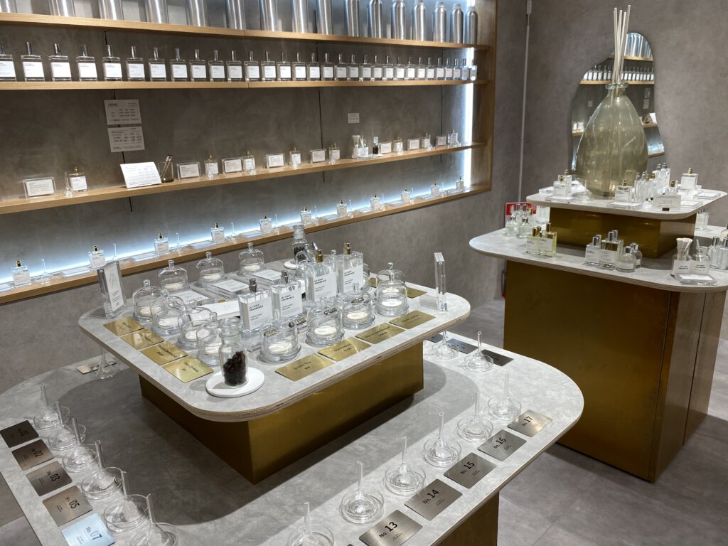 店内